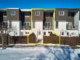 5 - 40 Victoria Crescent
