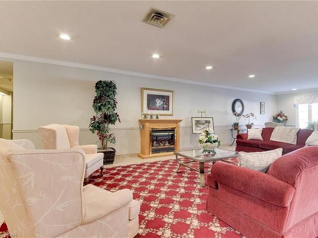 101 - 1 Heritage Way
