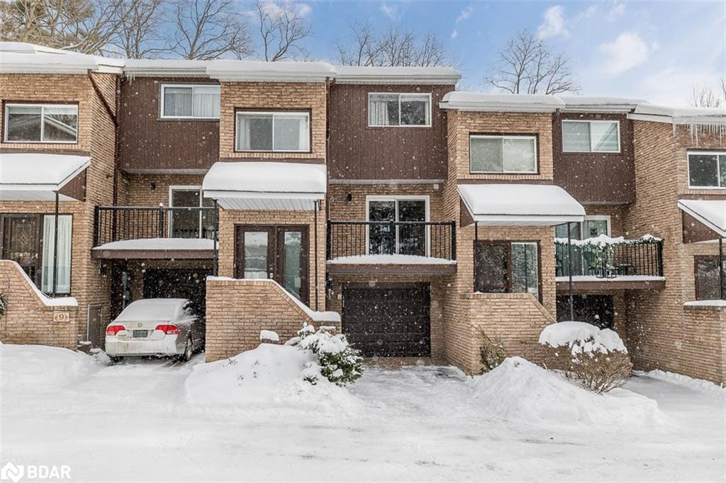 10 17 St Vincent Street, Barrie For Sale 679,900 Property.ca