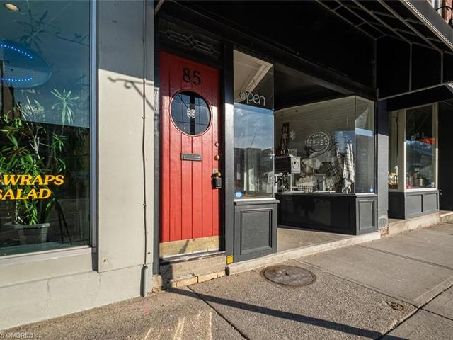 85 Grand River Street N