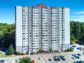905 - 55 Green Valley Drive