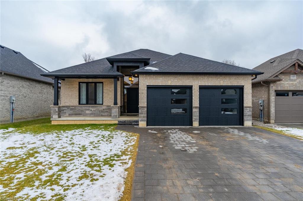 35 Briscoe Crescent, Strathroy For Sale 839,900 Property.ca