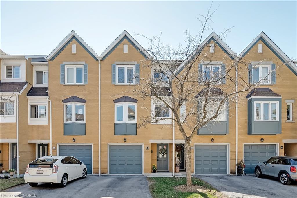 34 2300 Brays Lane, For Sale 899,000 Condos.ca