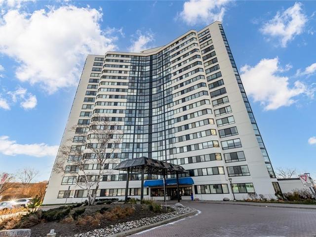 202 - 1360 Rathburn Road, Mississauga | Sold, 40518688 | Condos.ca
