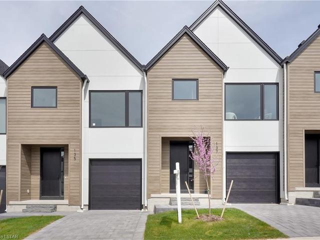 147 - 1965 Upperpoint Gate