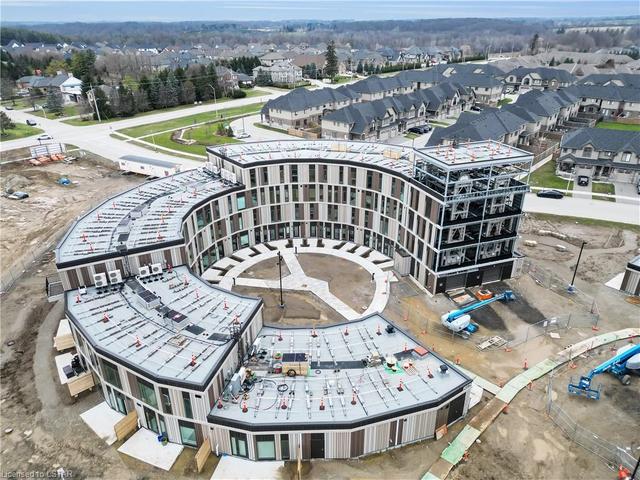 121 - 2082 Lumen Drive