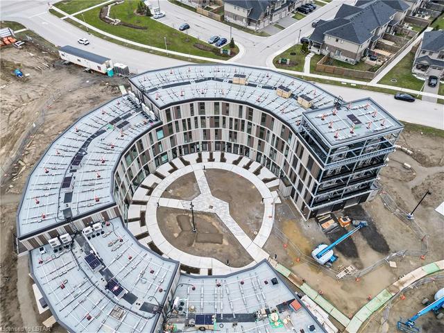 121 - 2082 Lumen Drive