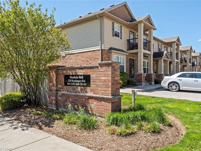 4 - 3320 Meadowgate Boulevard Boulevard