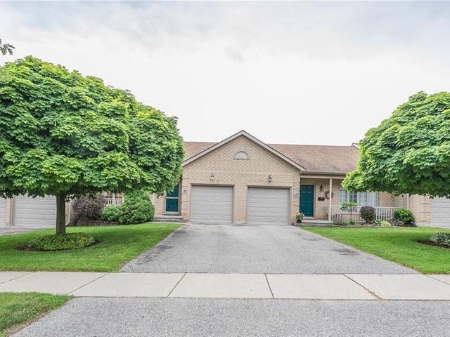 Unit 30 - 9 Cadeau Terrace