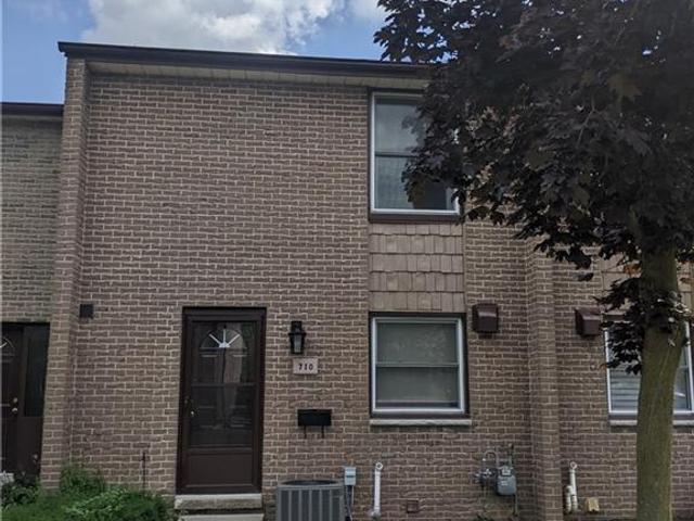 710 Wonderland Road S