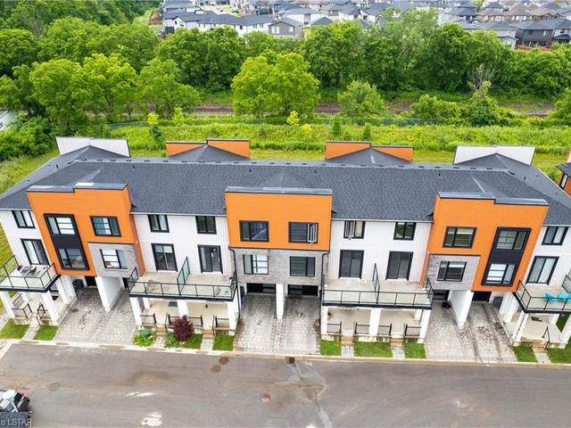 964 West Village Square