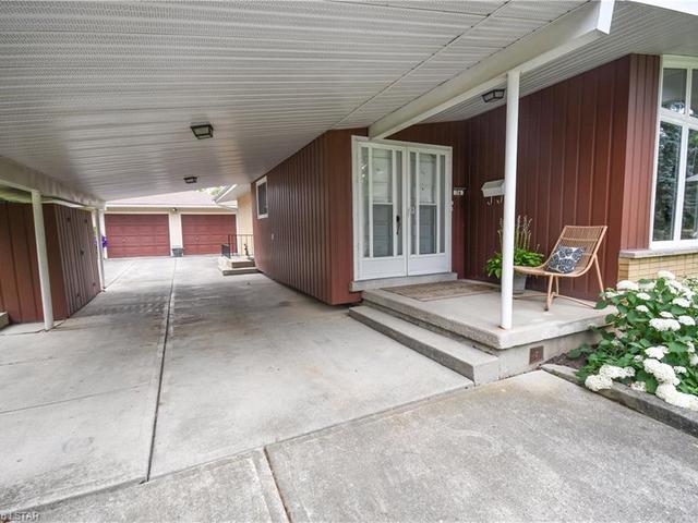 74 Torrington Crescent