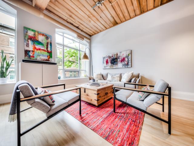115 - 993 Queen Street W
