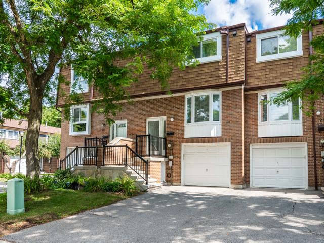 23 - 40 Castle Rock Drive
