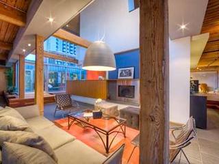 43 Britain St, Unit 200