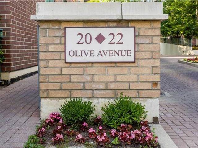 902 - 22 Olive Ave