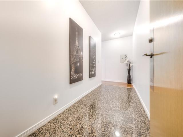 315 - 736 Spadina Ave
