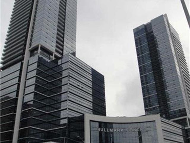 2122 - 5 Sheppard Ave E