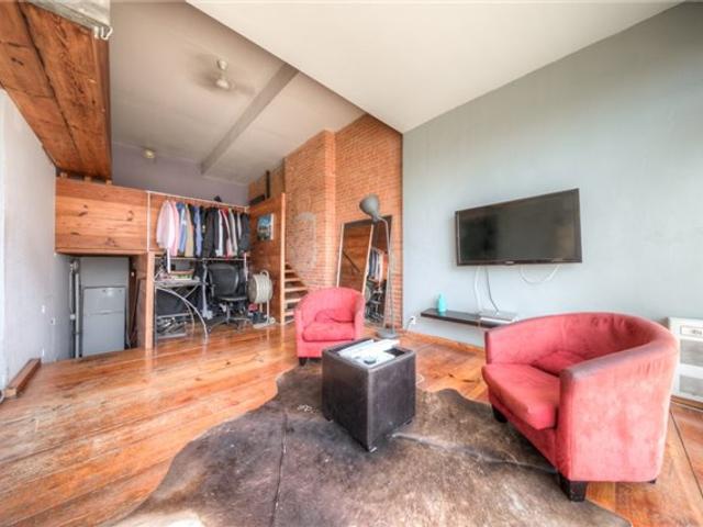 Main Fr - 276 Avenue Rd