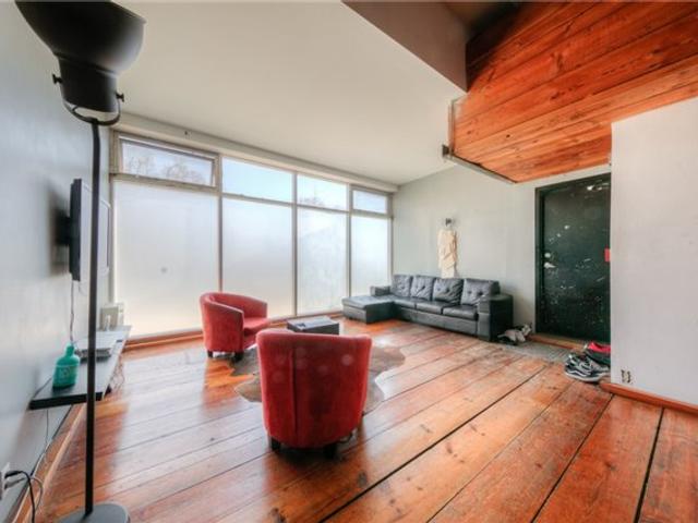 Main Fr - 276 Avenue Rd