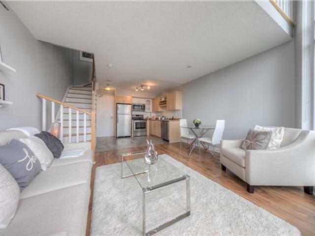 818 - 600 Fleet St W