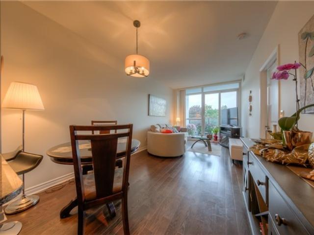 318 - 2885 Bayview Ave