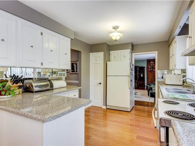 35 Tarbert Rd