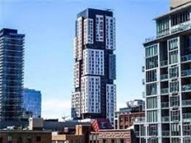 1004 - 318 Richmond St W