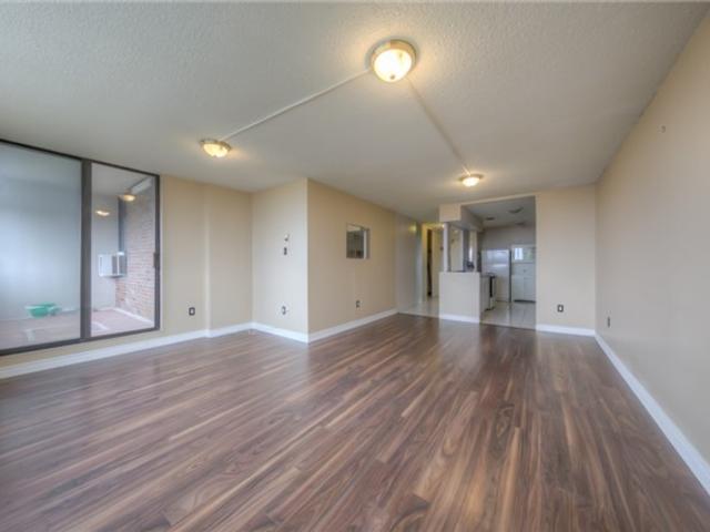 1603 - 25 Sunrise Ave