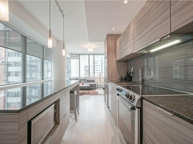 403 - 8 Charlotte St