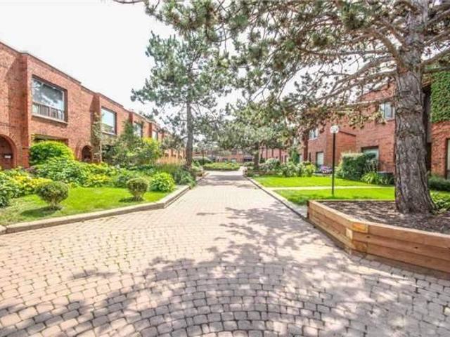 4 - 1329 Steeles Ave W