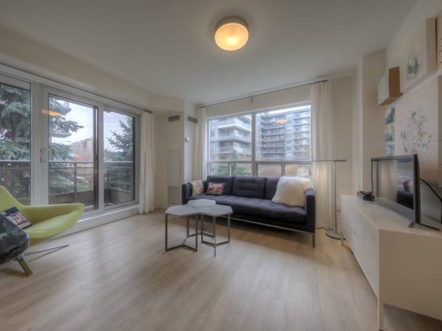 203 - 19 Barberry Pl