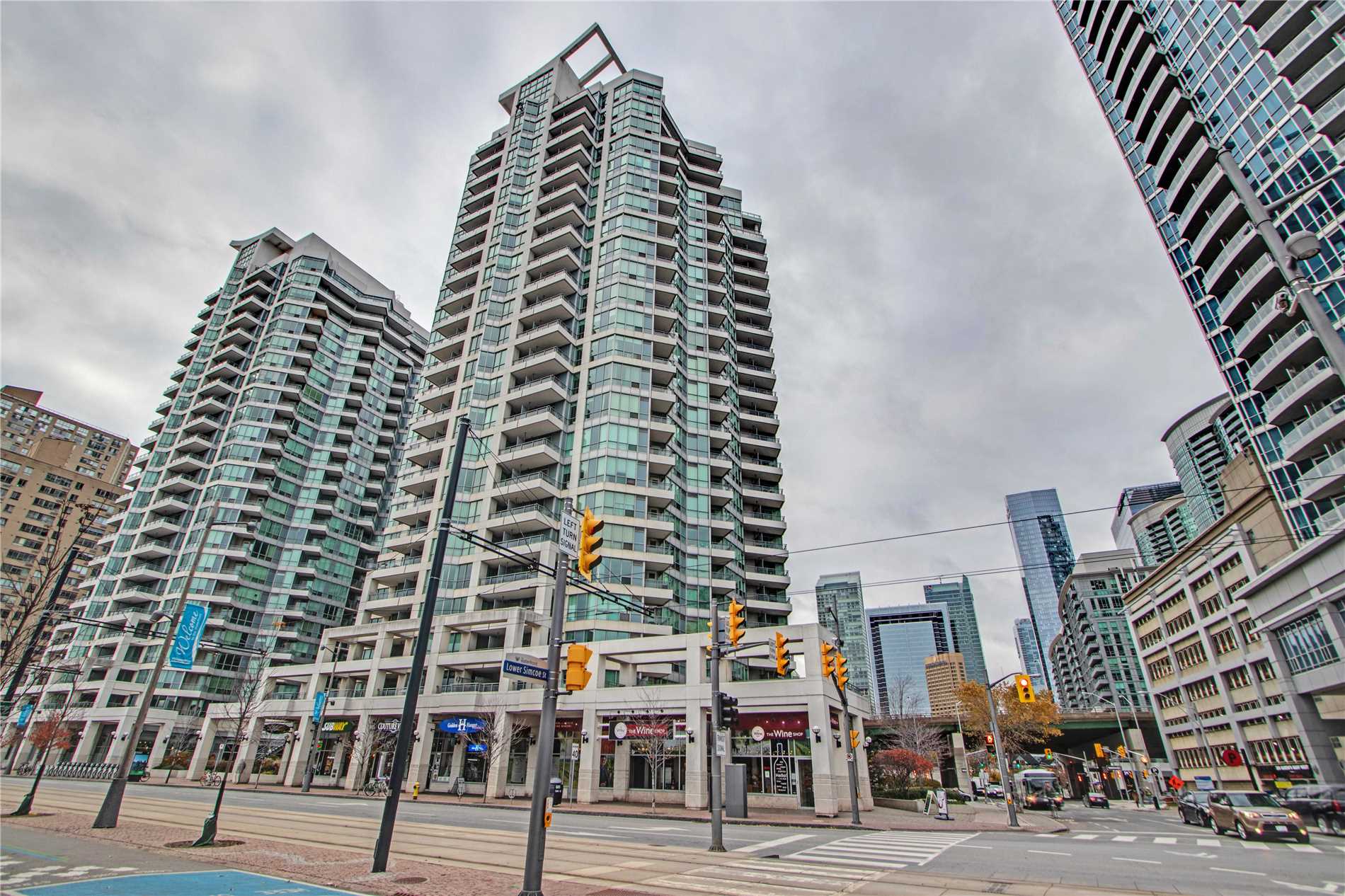 302 228 Queens Quay W, Toronto Terminated, C4329056 Condos.ca