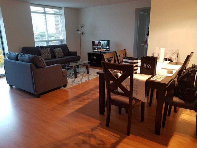 637 - 650 Lawrence Ave W