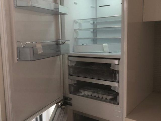 2*08 - 460 Yonge St