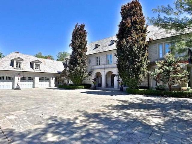 91 Old Colony Rd