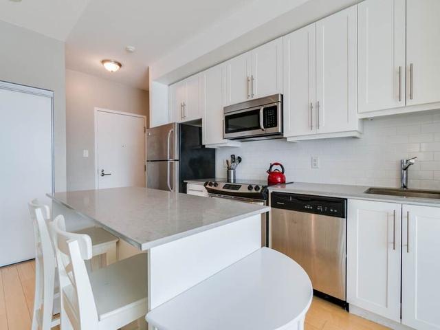 316 - 1171 Queen St W