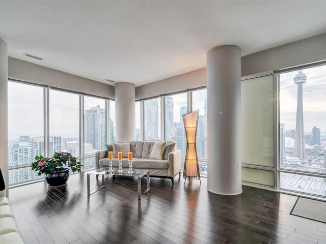 4202 - 8 The Esplanade Ave