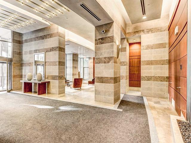 401 - 2181 Yonge St