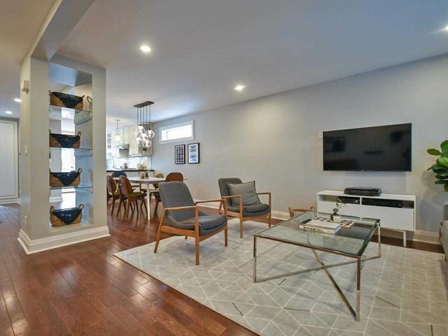 27 Hocken Ave