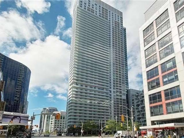 401 - 300 Front St W