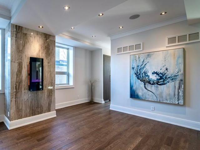 9 Hilda Ave