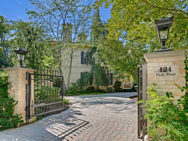 124 Park Rd