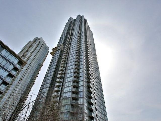 1706 - 11 Brunel Crt