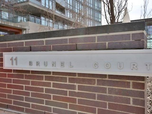 1706 - 11 Brunel Crt