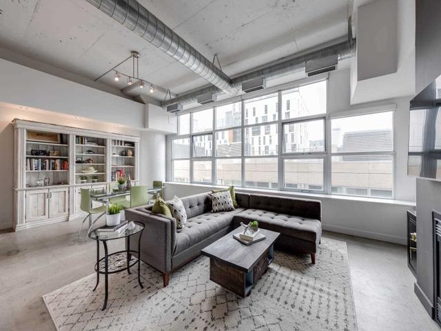 404 - 155 Dalhousie St