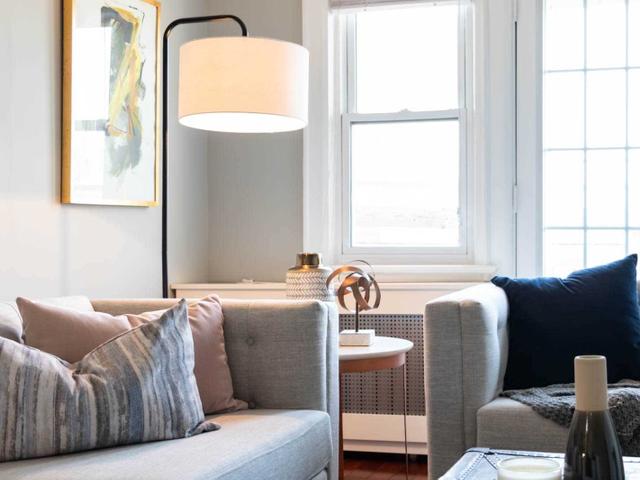 19 - 1599 Bathurst St