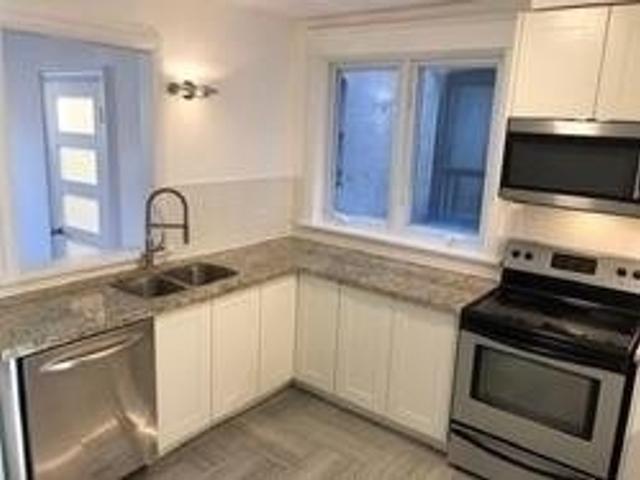 2nd Fl - 734 St Clair Ave W