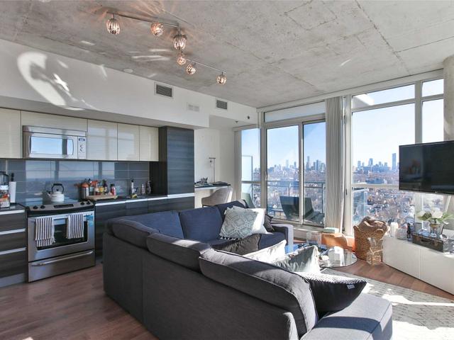 1604 - 20 Minowan Miikan Lane