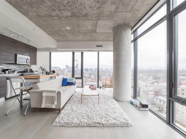 1211 - 111 Bathurst  St